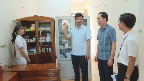 Kiểm tra c&ocirc;ng t&aacute;c chuẩn bị kỳ thi tốt nghiệp THPT năm 2024