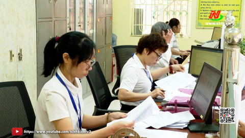 Xử l&yacute; hồ sơ tr&ecirc;n m&ocirc;i trường mạng g&oacute;p phần n&acirc;ng cao chỉ số năng lực cạnh tranh