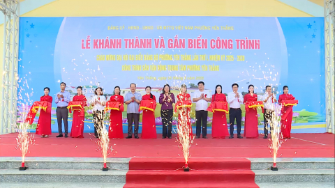 Y&ecirc;n Thắng kh&aacute;nh th&agrave;nh c&ocirc;ng tr&igrave;nh ch&agrave;o mừng Đại hội đại biểu Đảng bộ phường 