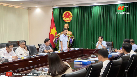 Đại biểu HĐND tỉnh thảo luận theo tổ