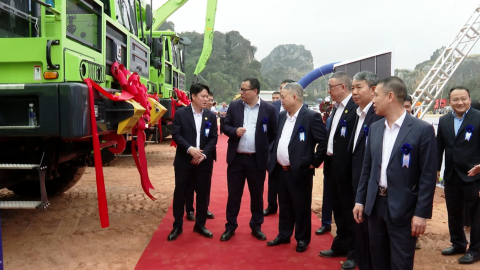 B&agrave;n giao l&ocirc; thiết bị, m&aacute;y c&ocirc;ng tr&igrave;nh chạy điện 100%