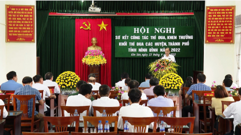 C&aacute;c huyện, th&agrave;nh phố đẩy mạnh phong tr&agrave;o thi đua y&ecirc;u nước