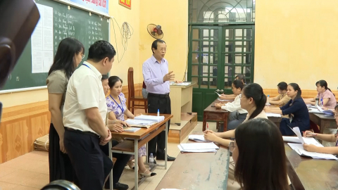 Bộ GD&ĐT kiểm tra c&ocirc;ng t&aacute;c chấm thi