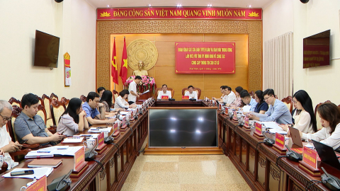 Đo&agrave;n khảo s&aacute;t của Ban Tuy&ecirc;n gi&aacute;o v&agrave; D&acirc;n vận Trung ương l&agrave;m việc tại Tỉnh Ninh B&igrave;nh 