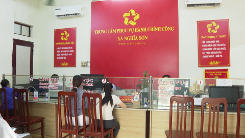 Tận tụy v&igrave; nh&acirc;n d&acirc;n phục vụ