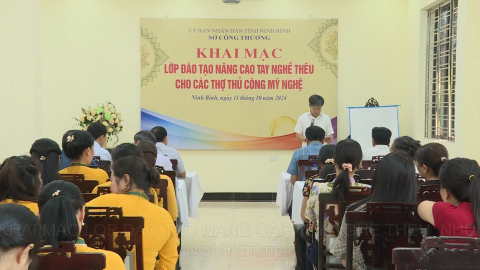 Khai mạc Lớp đ&agrave;o tạo n&acirc;ng cao tay nghề th&ecirc;u