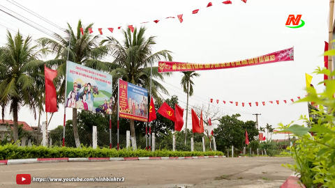 Niềm vui của người d&acirc;n khi huyện Y&ecirc;n Kh&aacute;nh được c&ocirc;ng nhận đạt chuẩn NTM n&acirc;ng cao