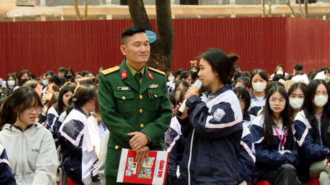 Trường Sĩ quan C&ocirc;ng Binh tư vấn tuyển sinh qu&acirc;n sự