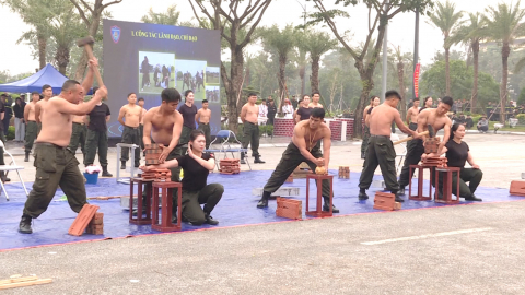 B&aacute;o c&aacute;o kết quả huấn luyện, ra mắt lực lượng Cảnh s&aacute;t cơ động tinh nhuệ