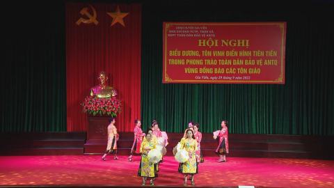 Gia Viễn đẩy mạnh phong tr&agrave;o to&agrave;n d&acirc;n bảo vệ ANTQ v&ugrave;ng đồng b&agrave;o c&aacute;c t&ocirc;n gi&aacute;o