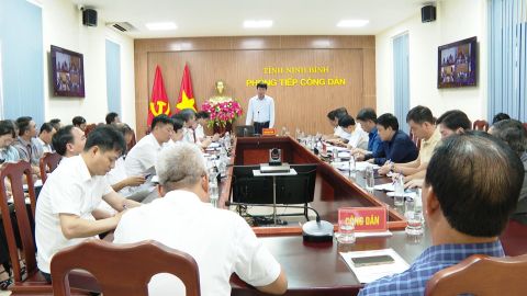 Đồng ch&iacute; B&iacute; thư Tỉnh ủy Trần Huy Tuấn tiếp c&ocirc;ng d&acirc;n định kỳ th&aacute;ng 6/2026