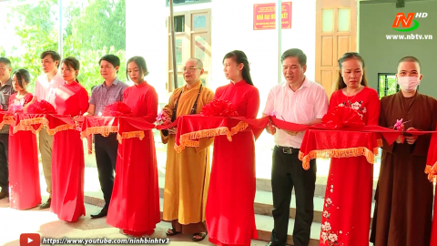 Kh&aacute;nh th&agrave;nh nh&agrave; Đại đo&agrave;n kết cho hộ ngh&egrave;o