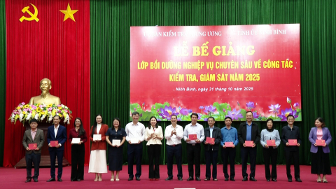 Bế giảng Lớp bồi dưỡng nghiệp vụ chuy&ecirc;n s&acirc;u về c&ocirc;ng t&aacute;c kiểm tra, gi&aacute;m s&aacute;t năm 2025