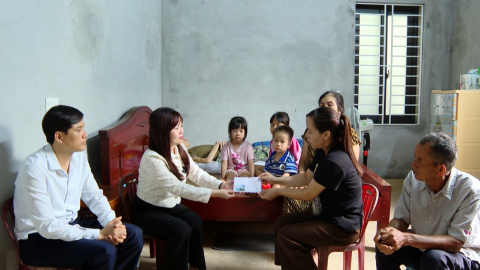 B&aacute;o ch&iacute; Ninh B&igrave;nh - Nhịp cầu l&ograve;ng nh&acirc;n &aacute;i
