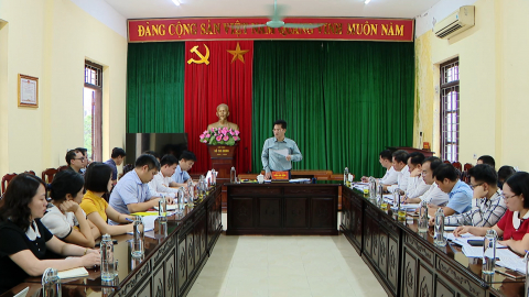 L&atilde;nh đạo tỉnh l&agrave;m việc với Văn ph&ograve;ng Điều phối n&ocirc;ng th&ocirc;n mới tỉnh