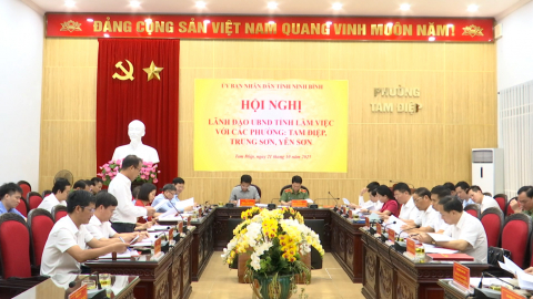 L&atilde;nh đạo UBND tỉnh l&agrave;m việc với c&aacute;c phường: Tam Điệp, Trung Sơn, Y&ecirc;n Sơn