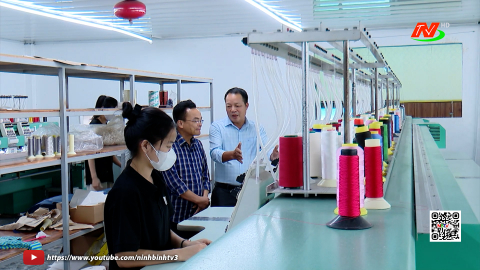 Doanh nghi&ecirc;̣p nhỏ và vừa chủ đ&ocirc;̣ng ứng dụng chuy&ecirc;̉n đ&ocirc;̉i s&ocirc;́