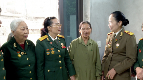 Chung tay x&acirc;y dựng m&aacute;i ấm cho cựu chiến binh Trường Sơn