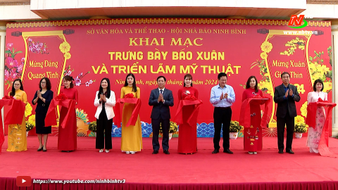 Khai mạc Trưng b&agrave;y B&aacute;o Xu&acirc;n v&agrave; Triển l&atilde;m mỹ thuật năm 2024