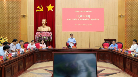 Hội nghị Ban chấp h&agrave;nh Đảng bộ Tỉnh
