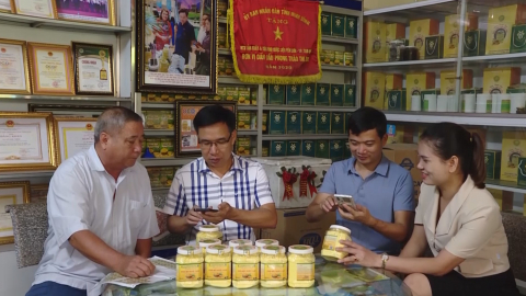 Số h&oacute;a để minh bạch th&ocirc;ng tin sản phẩm n&ocirc;ng sản