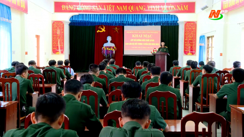 Bồi dưỡng kiến thức Quốc ph&ograve;ng v&agrave; An ninh cho c&aacute;n bộ đối tượng 3 Qu&acirc;n đội
