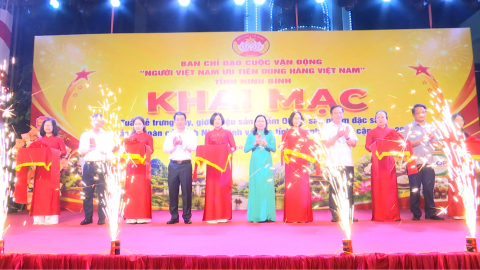 Khai mạc Tuần lễ giới thiệu sản phẩm OCOP v&agrave; n&ocirc;ng sản an to&agrave;n