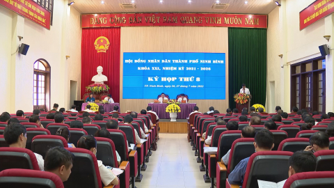 Kỳ họp thứ 8 HĐND th&agrave;nh phố Ninh B&igrave;nh kh&oacute;a XXI