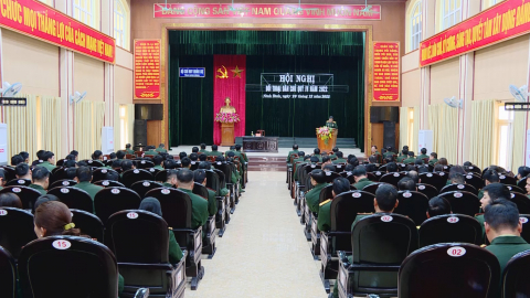 Bộ CHQS tỉnh đối thoại d&acirc;n chủ với c&aacute;n bộ, chiến sỹ