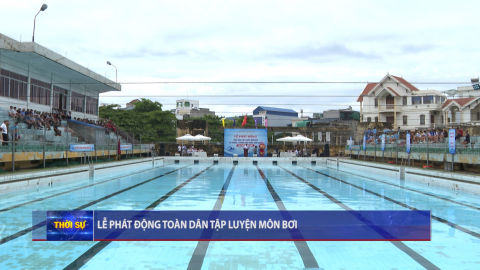 Lễ ph&aacute;t động to&agrave;n d&acirc;n tập luyện m&ocirc;n bơi