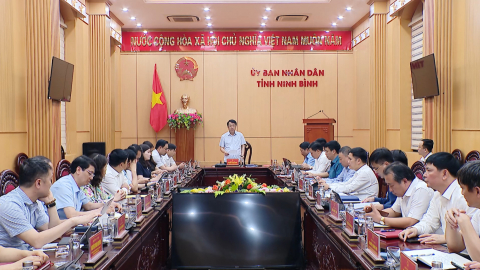 Hội nghị Ban Chấp h&agrave;nh Đảng bộ UBND tỉnh 
