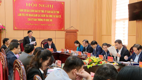 Đồng ch&iacute; Ph&oacute; Chủ tịch Quốc hội Nguyễn Khắc Định gi&aacute;m s&aacute;t, kiểm tra c&ocirc;ng t&aacute;c bầu cử tại Ninh B&igrave;nh