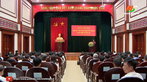 Hoa Lư qu&aacute;n triệt, triển khai c&aacute;c Nghị quyết, văn bản của Trung ương