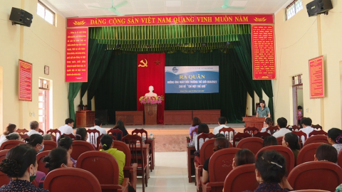 Hội LHPN huyện Y&ecirc;n Kh&aacute;nh ra qu&acirc;n hưởng ứng ng&agrave;y M&ocirc;i trường thế giới