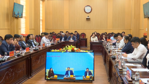 Thủ tướng Ch&iacute;nh phủ Phạm Minh Ch&iacute;nh đối thoại với n&ocirc;ng d&acirc;n năm 2025