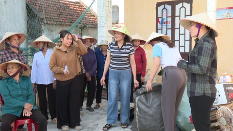 Hội LHPN c&aacute;c cấp chung tay giảm thiểu r&aacute;c thải nhựa
