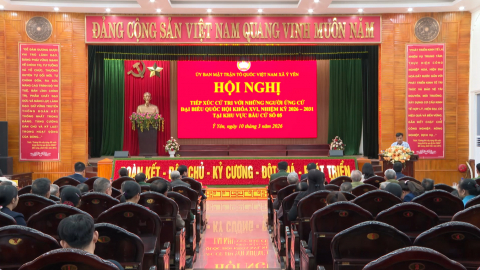 Tiếp x&uacute;c giữa người ứng cử đại biểu Quốc hội với cử tri x&atilde; &Yacute; Y&ecirc;n
