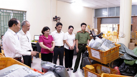 Kiểm tra c&ocirc;ng t&aacute;c đảm bảo an to&agrave;n, vệ sinh lao động 