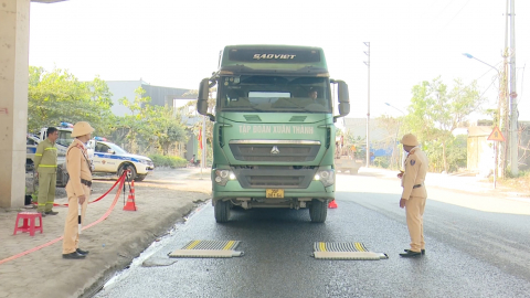 Siết chặt c&acirc;n tải trọng
