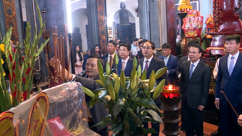Lễ d&acirc;ng hương tại di t&iacute;ch lịch sử - văn h&oacute;a đề Bảo Lộc