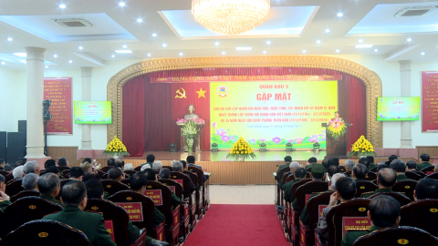 Gặp mặt c&aacute;n bộ cao cấp Qu&acirc;n đội nghỉ hưu, nghỉ c&ocirc;ng t&aacute;c tr&ecirc;n địa b&agrave;n Tỉnh.