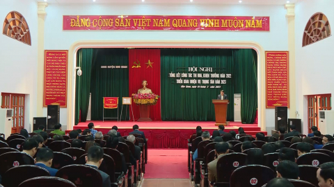 Nho Quan triển khai c&ocirc;ng t&aacute;c thi đua, khen thưởng năm 2023