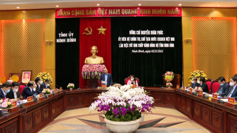 Chủ tịch nước Nguyễn Xu&acirc;n Ph&uacute;c thăm v&agrave; l&agrave;m việc tại Ninh B&igrave;nh