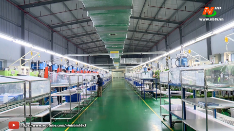 Giải quyết kh&oacute; khăn khi C&ocirc;ng nh&acirc;n lao động l&agrave; F0 tăng cao
