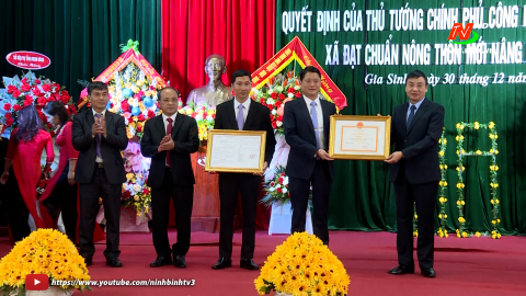 Gia Sinh c&ocirc;ng bố Quyết định c&ocirc;ng nhận x&atilde; An to&agrave;n khu v&agrave; đạt chuẩn n&ocirc;ng th&ocirc;n mới n&acirc;ng cao