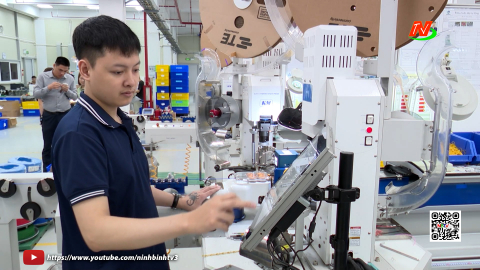 Hiện đại h&oacute;a sản xuất, n&acirc;ng cao thu nhập cho người lao động