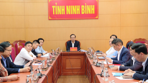 Họp Ban Chỉ đạo quốc gia về ph&aacute;t triển ng&agrave;nh c&ocirc;ng nghiệp b&aacute;n dẫn