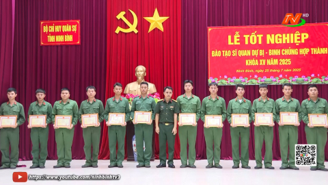 Lễ tốt nghiệp lớp đ&agrave;o tạo sĩ quan dự bị binh chủng hợp th&agrave;nh