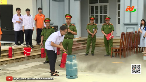Hướng ứng ng&agrave;y to&agrave;n d&acirc;n ph&ograve;ng ch&aacute;y, chữa ch&aacute;y