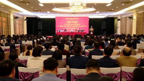 C&ocirc;ng bố c&aacute;c quyết định v&agrave; triển khai c&ocirc;ng t&aacute;c sắp xếp c&aacute;c cơ sở y tế
